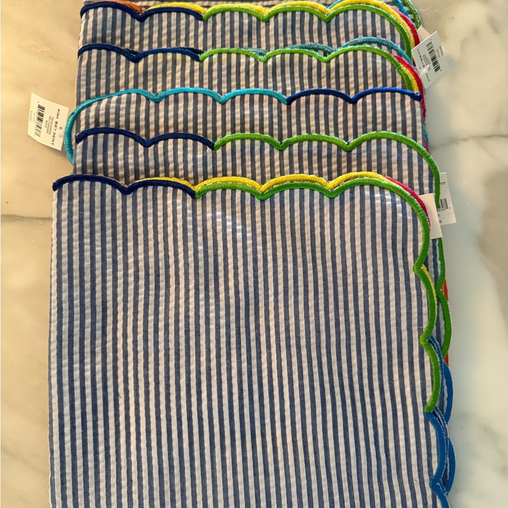 Kim Seybert seersucker Fiesta stripe embroidered napkins set of 6 - Picture 2 of 3